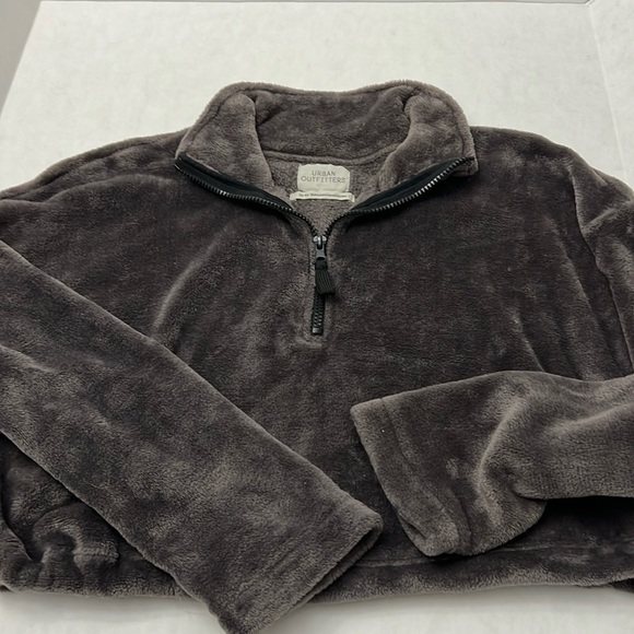 Urban Outfitters crop fleece size m - Picture 1 of 8